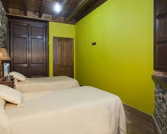 Apartamentos El Aramo Asturias - Lena - Habitación