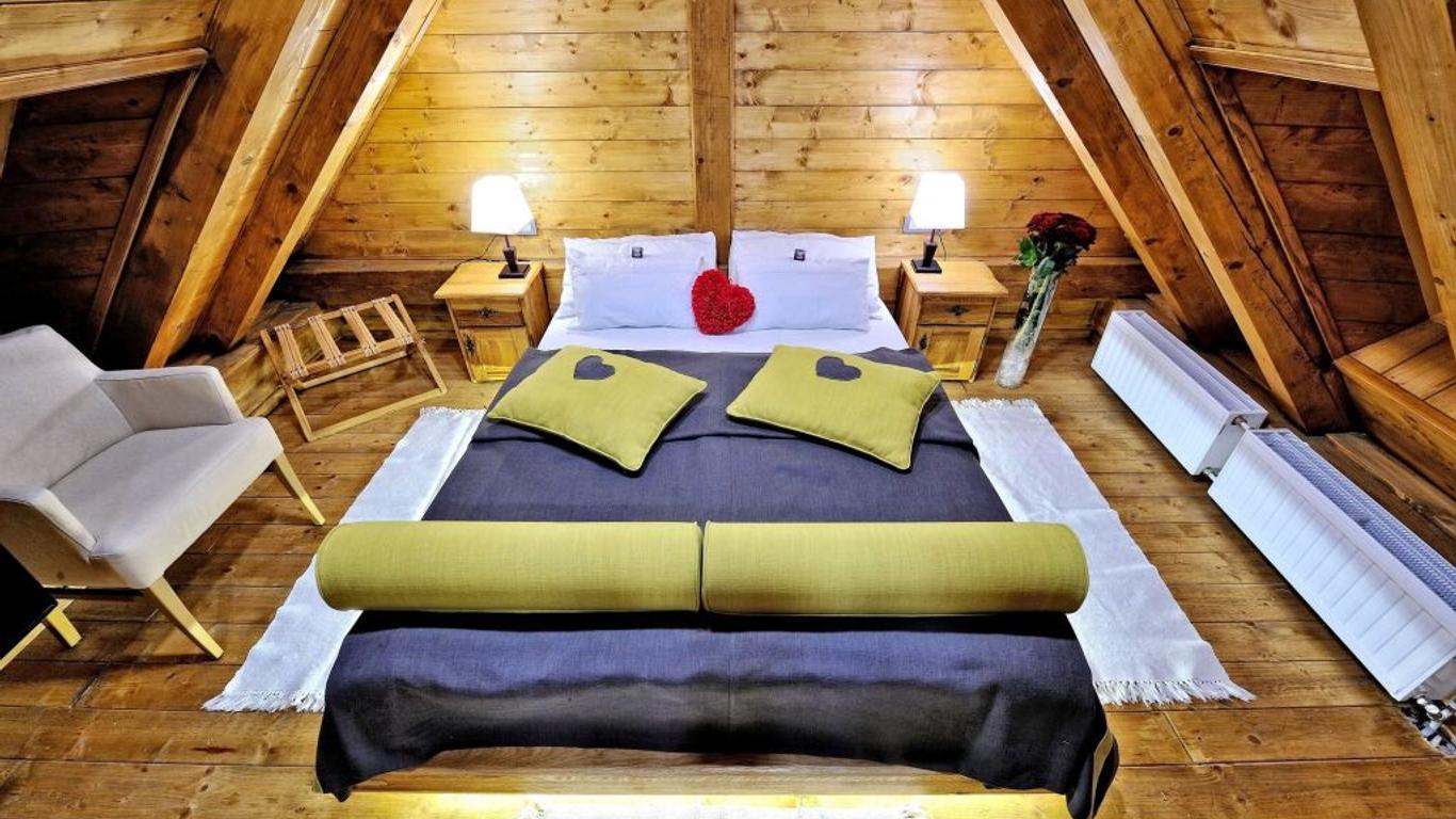 Ethno Houses Plitvica Selo