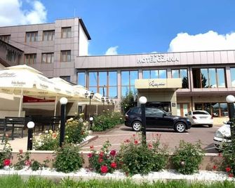 Hotel Ozana - Bistriţa - Building