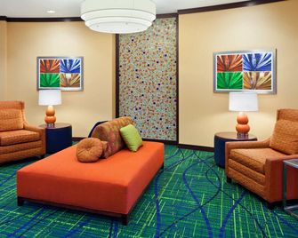 Fairfield Inn & Suites by Marriott Lewisburg - Lewisburg - Lounge