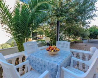 Apartments Markovic - Vir - Binnenhof