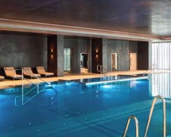 2 Luxury bed Apartment on 50th floor - Manchester - Pool