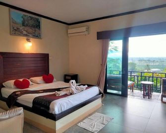 Thaton Hill Resort - Mae Ai