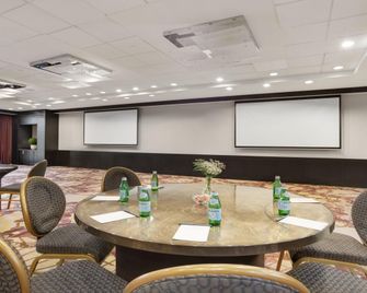 Crowne Plaza Houston Galleria Area By IHG - יוסטון - חדר ישיבות