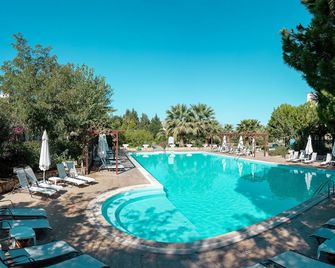 Anadolu Hotels Didim Club - Altinkum - Pool