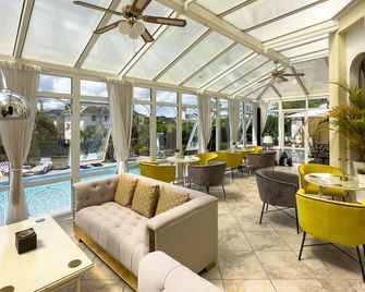 Riviera Lodge Hotel - Torquay