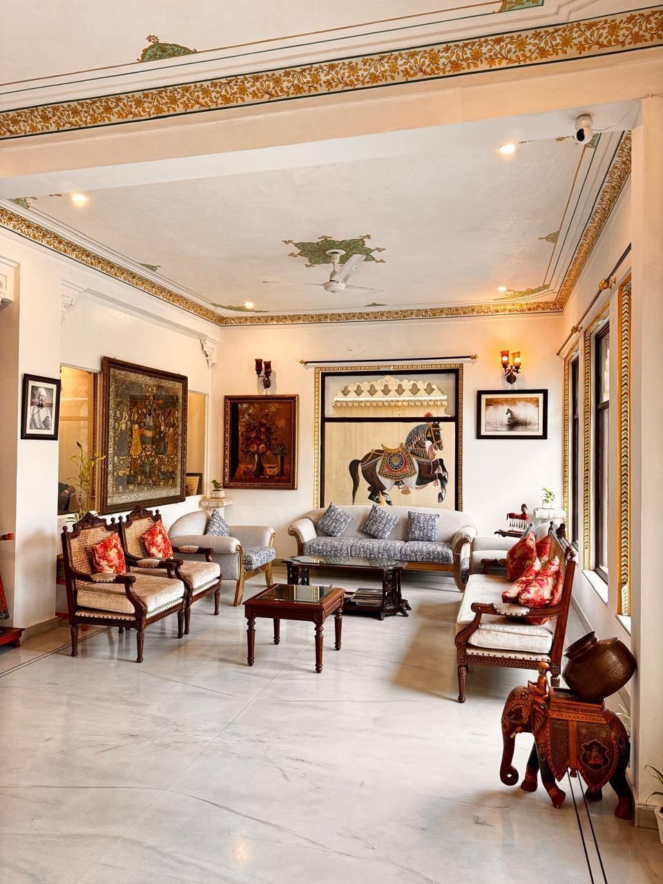 Hotel Boheda Palace - אודאיפור - טרקלין