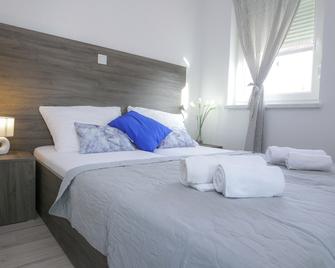 Privilege Pool Apartments - Novalja - Chambre