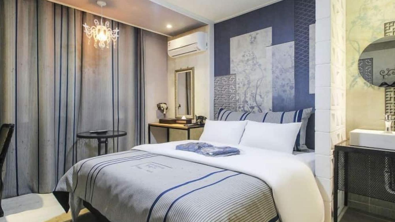 Changwon Dean Hotel