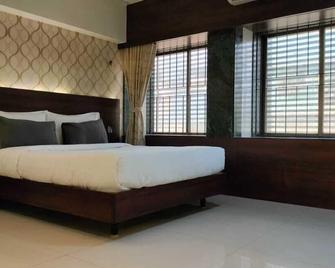 Hotel Sai Nidhi Executive-Mindspace Airoli Navi Mumbai - Thane - Habitación