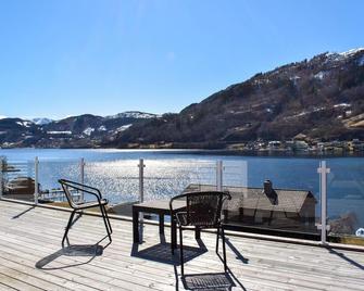 3 Bedroom Amazing Home In Norheimsund - Norheimsund - Balcony