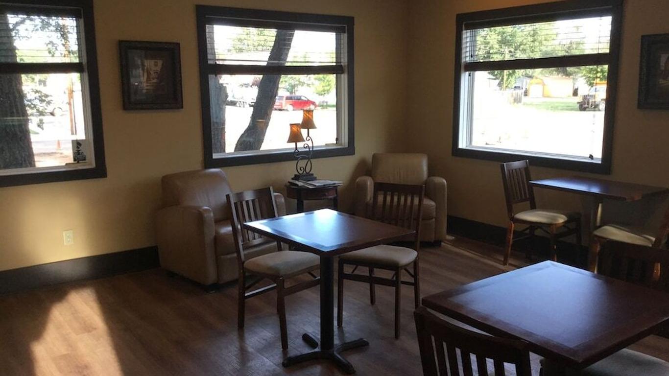 Sagebrush Inn and Suites