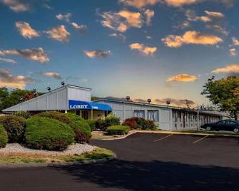 Stay-Well Inn - Monroe - Monroe - Building