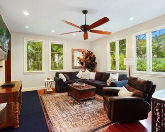 Exclusive Boca Home Hosted By Bnr Vacation Rentals - Boca Raton - Living room