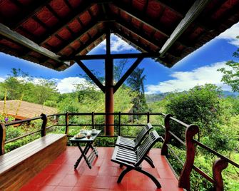 Heritage Resort Coorg - Madikeri - Balkon
