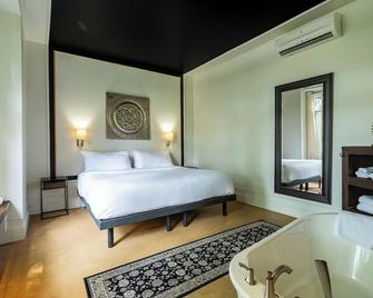 Auberge Nuits De St-Georges - Bromont - Chambre