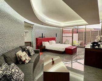 Hotel Xperience - Jounieh