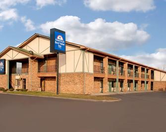 Americas Best Value Inn Livonia Detroit - Livonia - Building