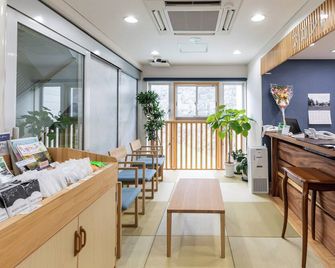 Business Hotel Awaikeda Eleven 2 - Miyoshi - Rezeption