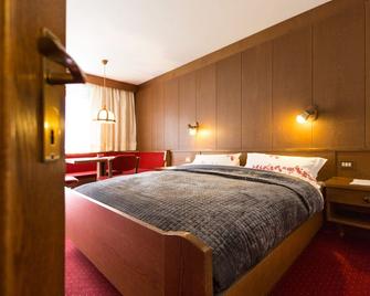 Apartments Meisules - Ortisei - Bedroom