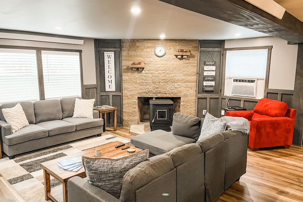 New! Stony Brook Cottage in Portersville, PA