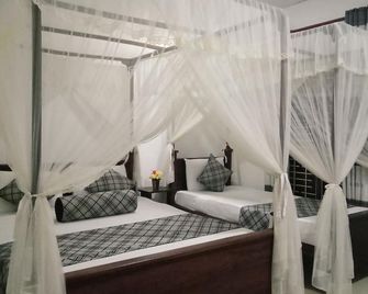 Sigiriya Rock Gate Resort - סיגיריאה - חדר שינה