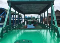 houseboat kelotok bee - Pangkalanbuun - Edificio