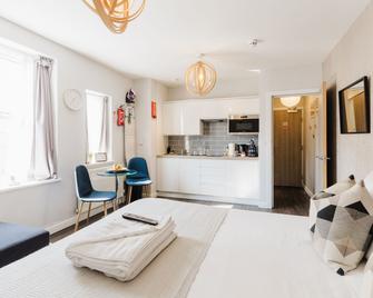 Design Suites Lytham - Lytham St. Annes - Bedroom