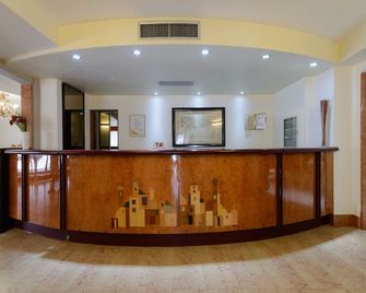 Corte Ongaro Hotel - Verona - Resepsionis