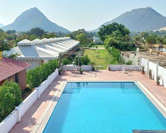 Royal Pushkar Camps - Pushkar - Pool