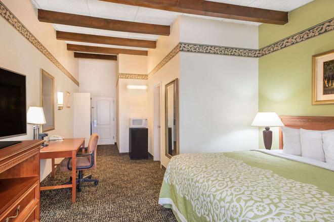 Days Inn By Wyndham Rutland Killington Area 71 1 1 9