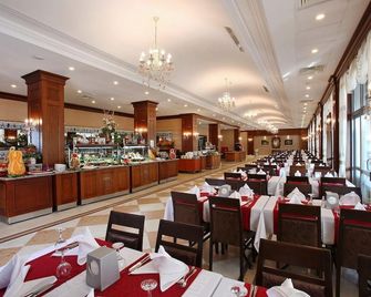 Club Cactus Paradise - Gümüldür Cumhuriyet - Restaurant