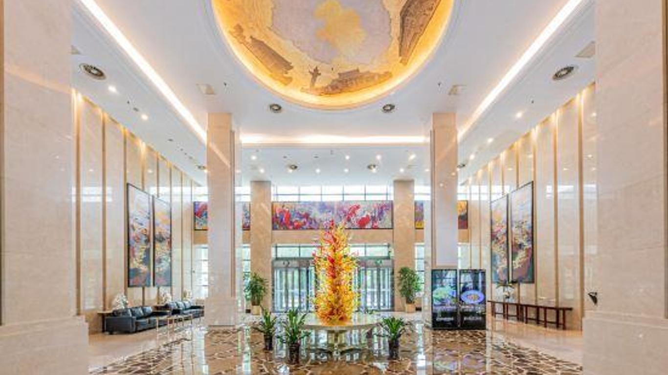 Zhongguanyuan Global Village Pku