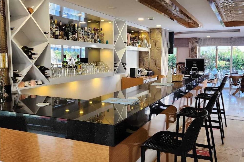 Esperanza Hotel - אנטליה - בר