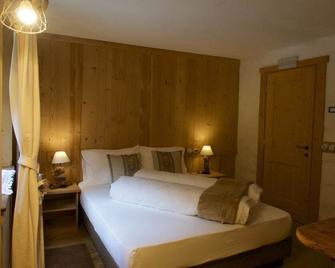 Agriturismo Baita De L'all - Valdidentro - Schlafzimmer