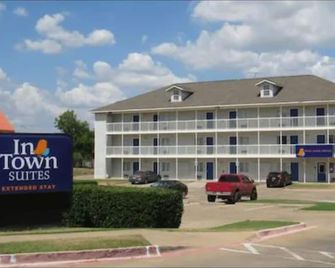 Intown Suites Arlington Central - Arlington - Edifício