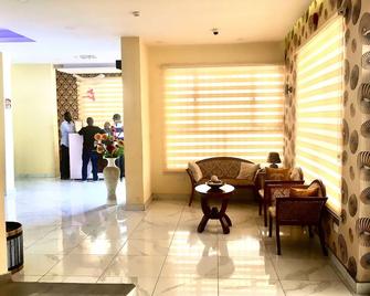 providence hotel and suites - Abeokuta - Lobby