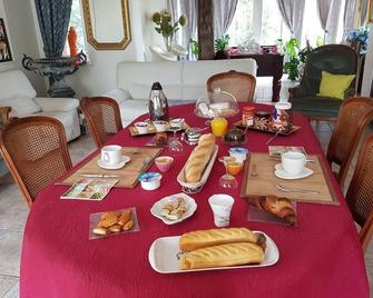 La Chaiserie - Romeries - Comedor