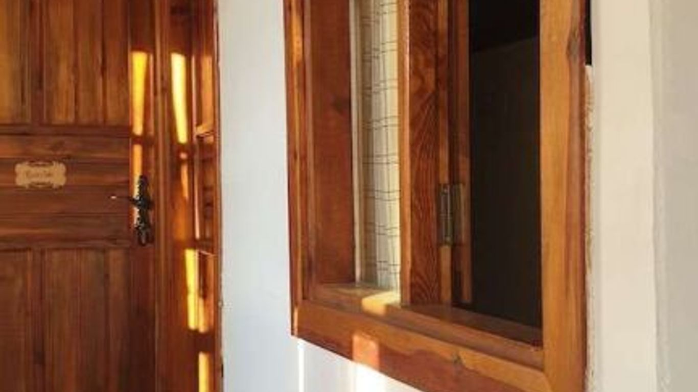 سيرين إف بانسيون