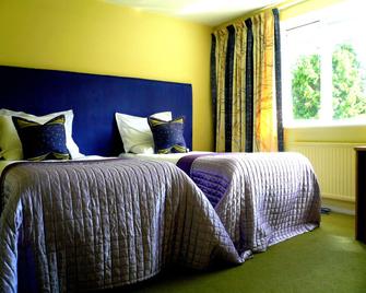 Malvern House - High Wycombe - Bedroom