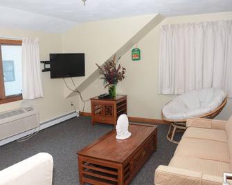 Perfect For Wedding Guest, Friends Getaway Or Family Vacation - Middletown - Oturma odası