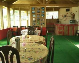 Auli Resort - Joshīmath - Restaurante