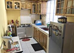 Kalayaan Transient House - Imus - Kitchen