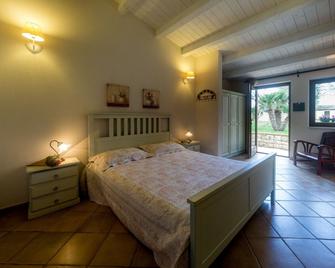 Nacalino Agriturismo - Casale Zappulla - Habitación