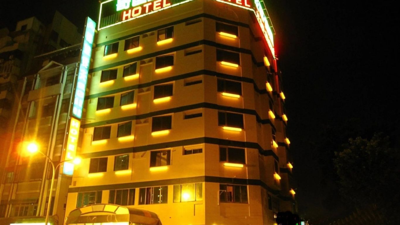Family Hotel - Linsen