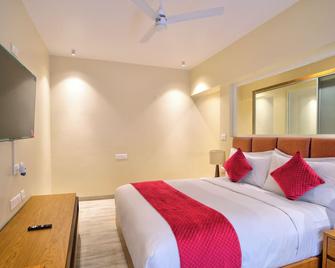 Asgard Apartments & Hotels - Siolim - Bedroom