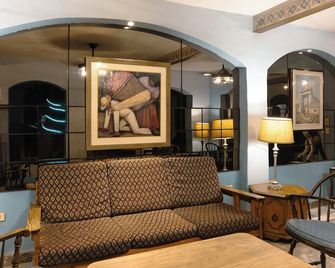 Hotel Suites Kino - ארמוסיו - טרקלין