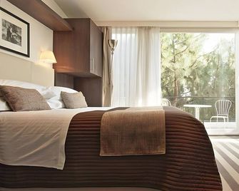 Hotel Miramare - צ'רביה