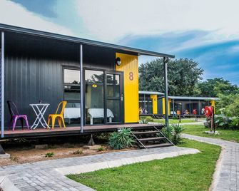 Sleepover Phabeni - Hazyview - Budova