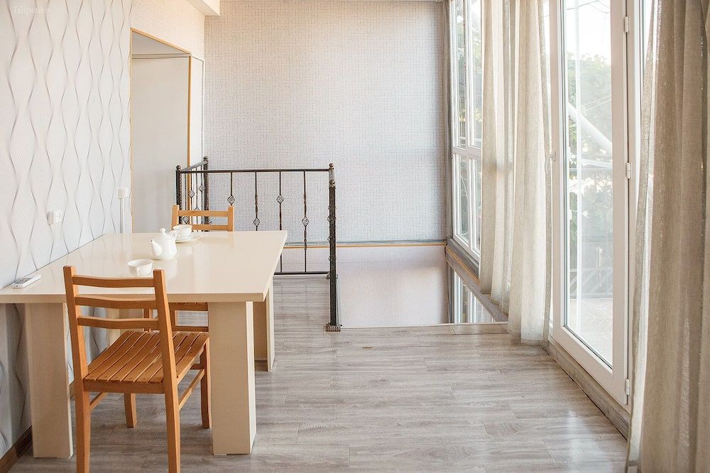 Blossom hostel - טביליסי - חדר אוכל